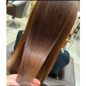 酸熱トリートメントで美髪へ