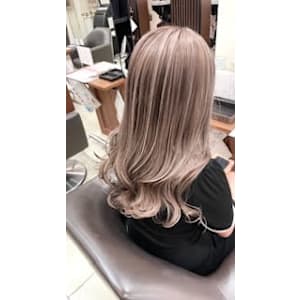 HAIR MAKE GRACE 本店×スタイル