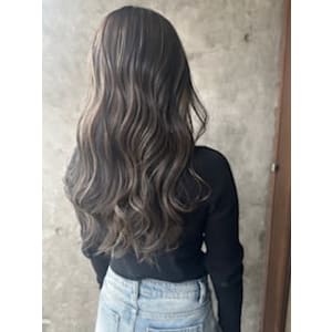 HAIR MAKE GRACE 本店×スタイル