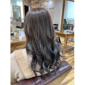 グレージュロング