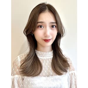 ミディアム/ミディアムレイヤー/くびれ巻き/20代/ベージュ