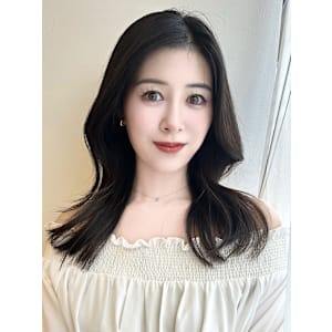 くびれ巻き/暗髪 /透明感カラー/レイヤー/ミディアムヘア/