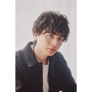 STYLE藤沢メンズカット黒髪ゆるめシャドウパーマ