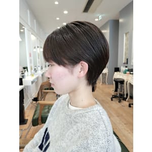 輝くショートスタイル