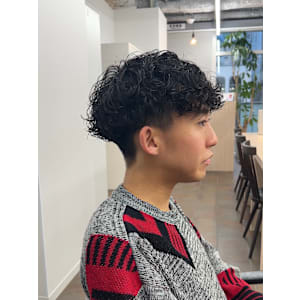 メンズカットツイストスパイラルパーマニュアンスパーマショート