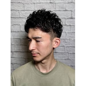 癖毛風パーマ×アップバングショート