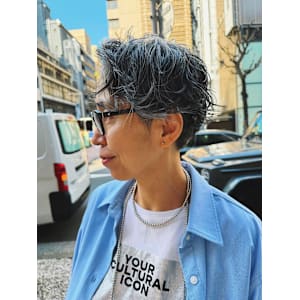 外国人風ショートパーマ/グレイヘアパーマ - marju銀座【マージュギンザ】掲載中