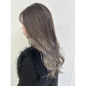 バレイヤージュ風ハイライトカラー！