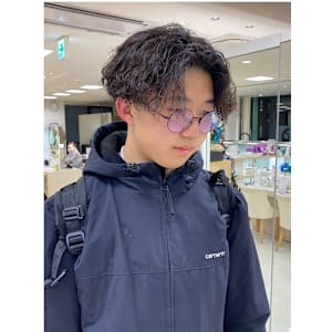 波巻きスパイラルツイストスパイラルメンズパーマ東京銀座有楽町 - Charm by KENJE【シャルム　バイ　ケンジ】掲載中