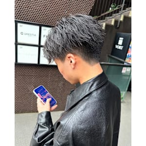 上げも下ろしもできる2WAY STYLE