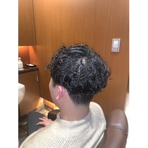 ツーブロ×スパイラルパーマ