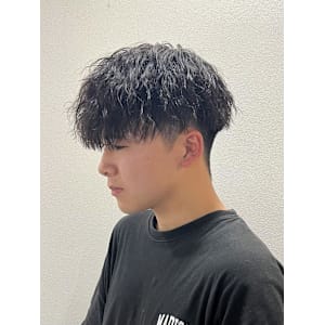 【平山明樹】お洒落メンズヘア/縦落ちスパイラルパーマ