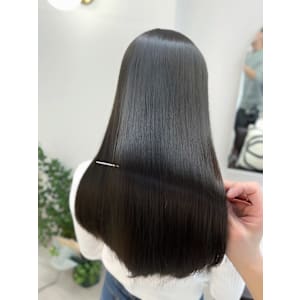 個室サロン/美髪髪質改善トリートメント縮毛矯正イルミナカラー