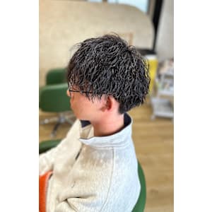 メンズショート×ツイストスパイラルパーマ