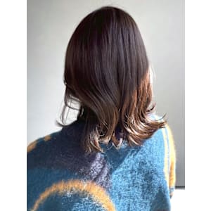 外ハネミディアム チョコレートブラウン レイヤーカット 美髪