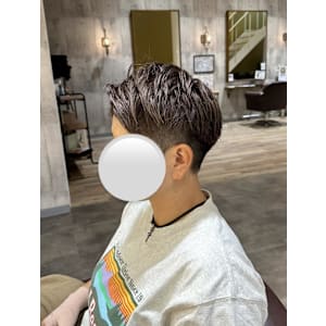 ベリーショート×グレージュ