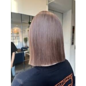 【W_SALON 河原町】ラベンダーベージュ/切りっぱボブ