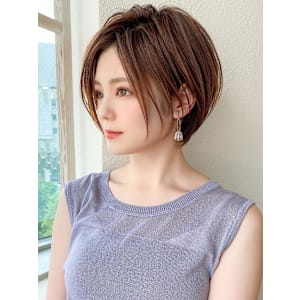 ひし形ショートボブレイヤーイメチェン美髪ホワイトブロンド - AFLOAT/L 錦糸町【アフロートエル】【アフロートエル キンシチョウ】掲載中