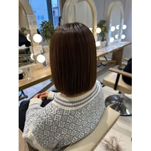 [aina]酸性ストレート/縮毛矯正/ボブ