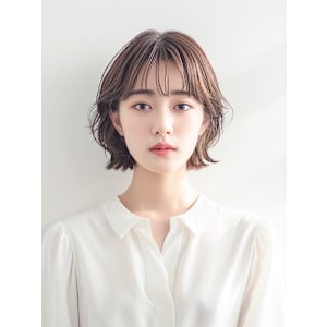 【ivy】外ハネふんわりボブ
