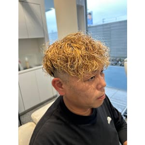 メンズサロンカット&パーマGIVE豊田市駅店 MAMBO(ギ