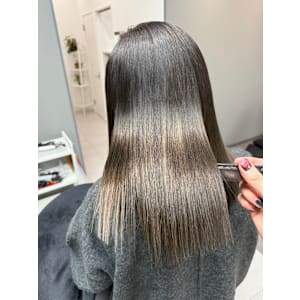 Auni【アユニ】×スタイル