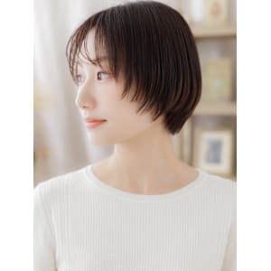 小顔シースルーバングショートカットレイヤー　マロンベージュ