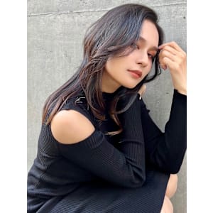 くびれ　ウルフ　レイヤー【銀座/有楽町】30代40代50代