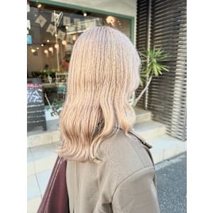 ホワイトベージュ