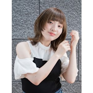 顔周りウルフレイヤー【銀座/有楽町】30代40代50代