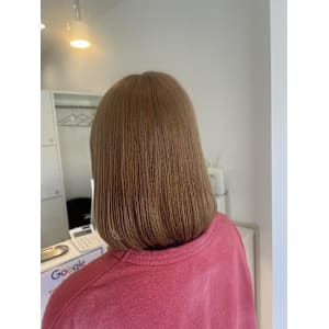 オレンジベージュ