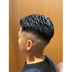 バックハイフェード