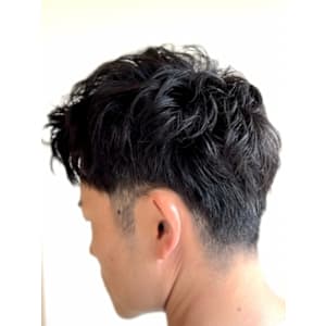 刈り上げショートパーマ