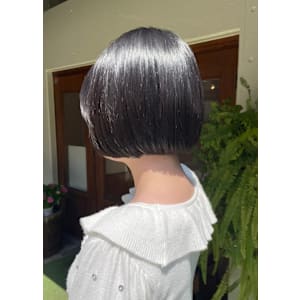 パッっとかわいい大人艶ボブ