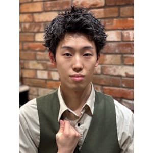 スパイキーショート