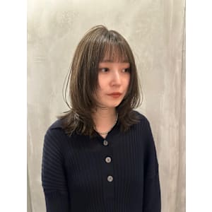 池袋 イルミナカラー 透明感 レイヤー ソフトウルフ♪