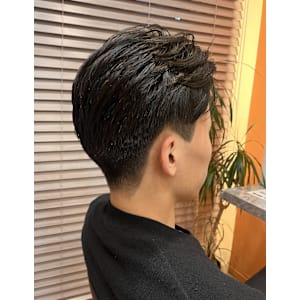 毛流れメンズセンターパート