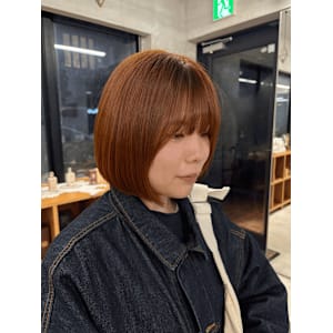 切りっぱなしボブ/ブリーチなしオレンジ/暖色カラー