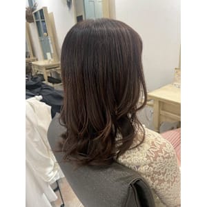 【ヘアジュレドゥ 安江】セミロングスタイル