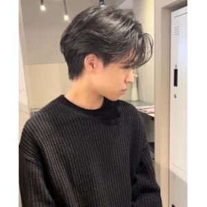 黒髪×センターパート