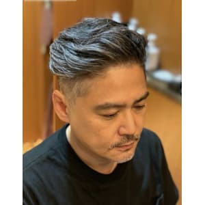 レオ様風スリックバック