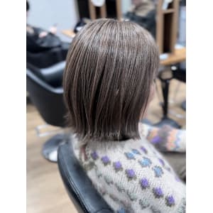 STYLE流ハイライト白髪ぼかし - STYLE 相模大野【スタイルサガミオオノ】掲載中