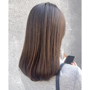 ワンレンミディアム　オリーブベージュ