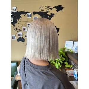 柔らかWhite/ホワイトブリーチ/ブリーチカラー