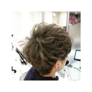 クセ毛束感ショート