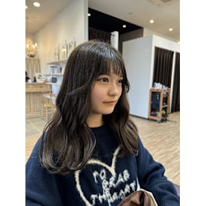 『ガーリースタイル』ツヤベージュ