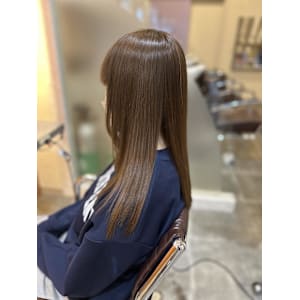 サラツヤロングヘア