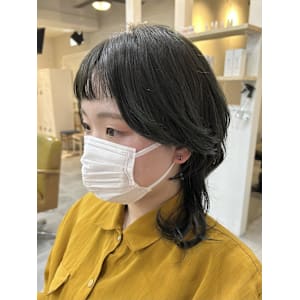 ウルフカット×オリーブカラー/Shian立川/とーこ