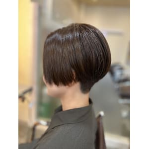 刈り上げハンサムショート