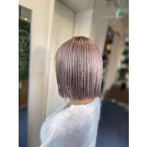 【W_SALON 河原町】ミルクティベージュ/ワンレンボブ